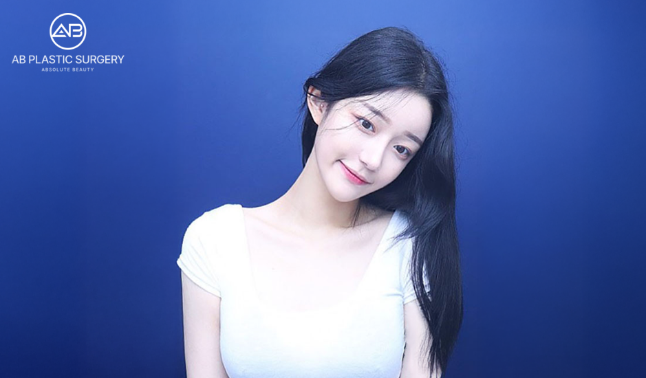 韓国美容ツアー AB美容外科韓国 施術後の自然な仕上がり 前後写真 笑顔の女性